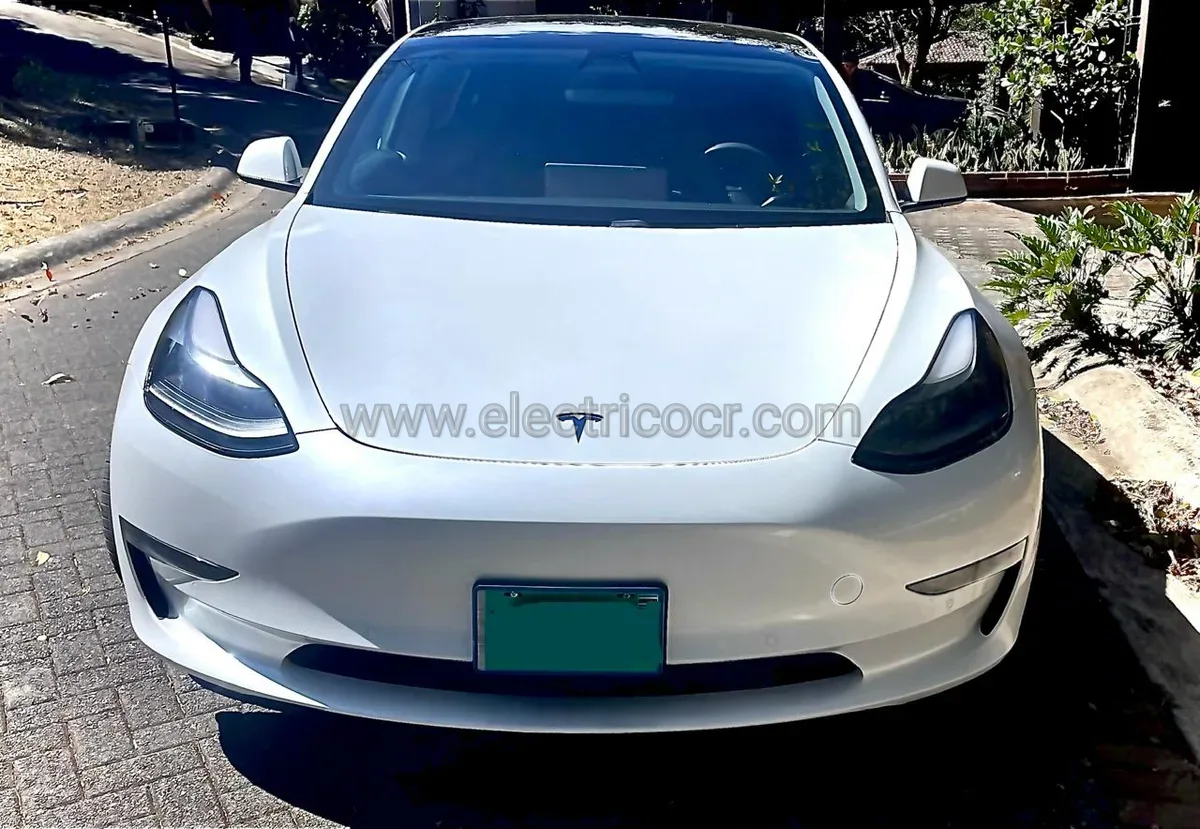 Tesla 3 2021