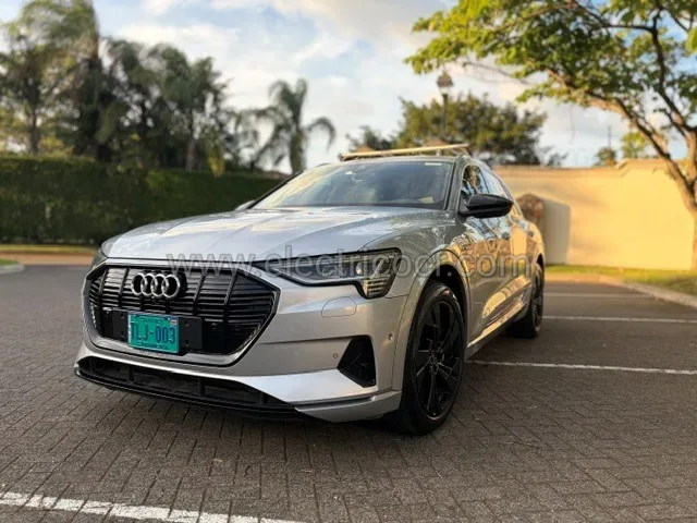 Audi eTron 2023