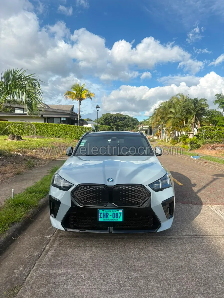 BMW IX2 M PRO 2024