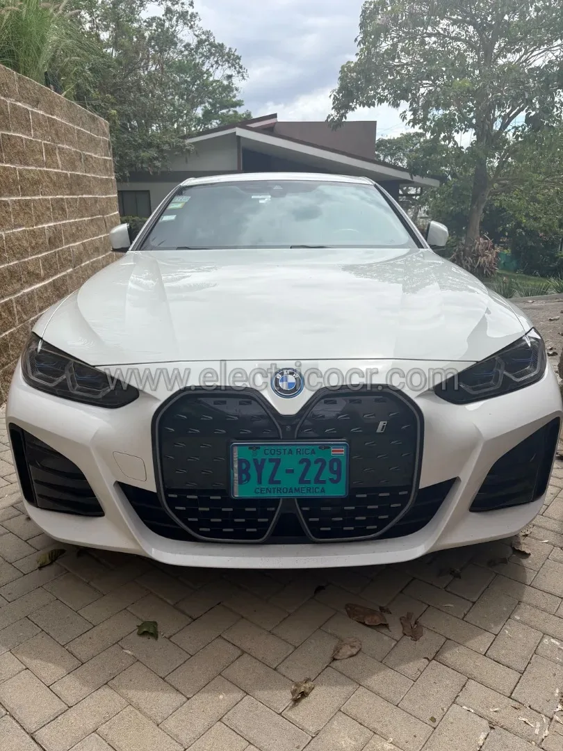 BMW I4 2023